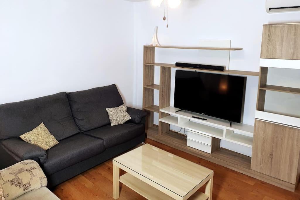 4F, Aire Acondic, 80M2, 2 Dormitorios, 4 Huespedes, Wifi Gratis La Línea de la Concepción Exterior foto