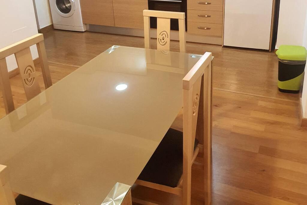 4F, Aire Acondic, 80M2, 2 Dormitorios, 4 Huespedes, Wifi Gratis La Línea de la Concepción Exterior foto