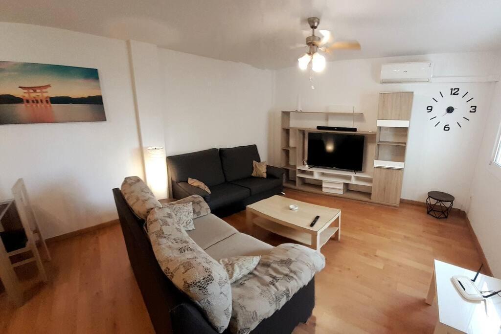 4F, Aire Acondic, 80M2, 2 Dormitorios, 4 Huespedes, Wifi Gratis La Línea de la Concepción Exterior foto